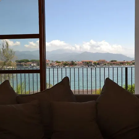 Apartment Alla Foce Del Fiume Magra Cinque Terre *